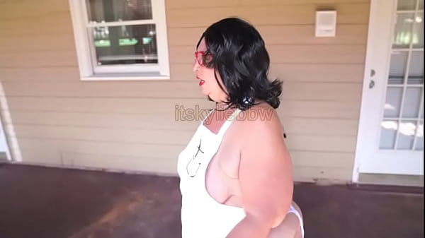 ItsKylieBBW Bob’s Burgers ft @boobyuniversity BBW Burgers